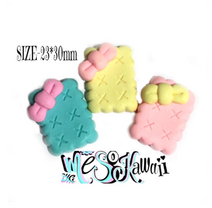 Kawaii color cookie with bow cabochon