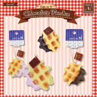 Cafe de N Chocolate Fondue Squishy Waffle in chocolate and strawberry drizzle, super soft and slow rising, with realistic textured design and original 2017 packaging and tag.